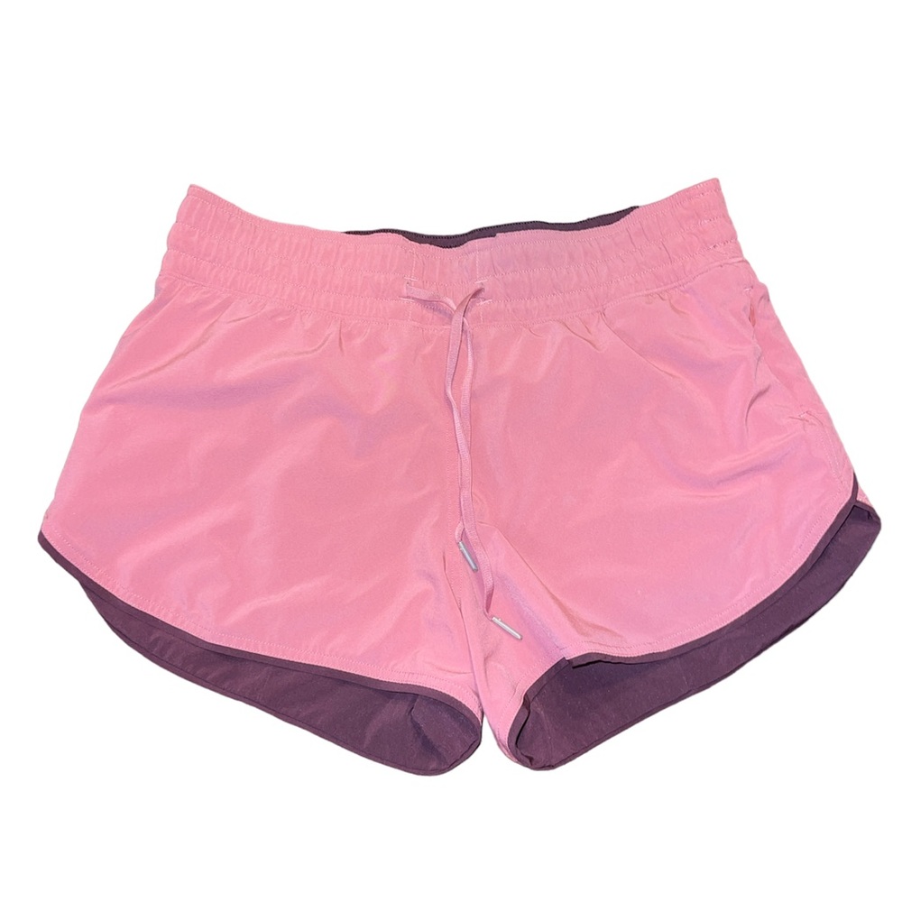 Lululemon Choose a Side Reversible Mid-Rise Short 3"